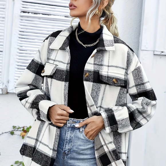 Jackets & Blazers - Oversized black and white plaid shacket